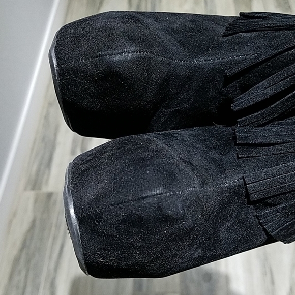 BLACK PLATFORM BOOTIES W FRINGES SUPER HIGH HEELS MOBWIFE CLUBWEAR GOING OUT - Picture 4 of 11